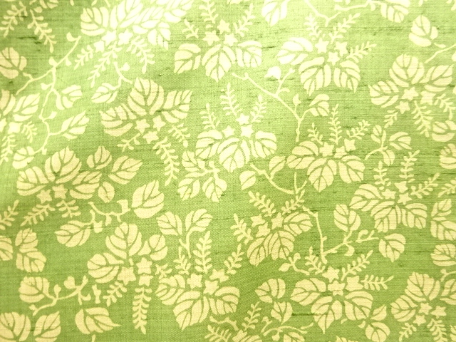  アンティーク　桐模様手織り紬着物